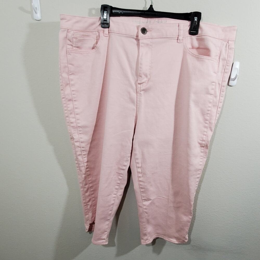 Avenue Light Pale pink‎ capri pants plus size 24